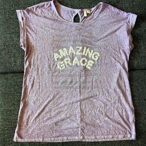 Like New Purple Amazing Grace Short Sleeve Graphic Tee Size M